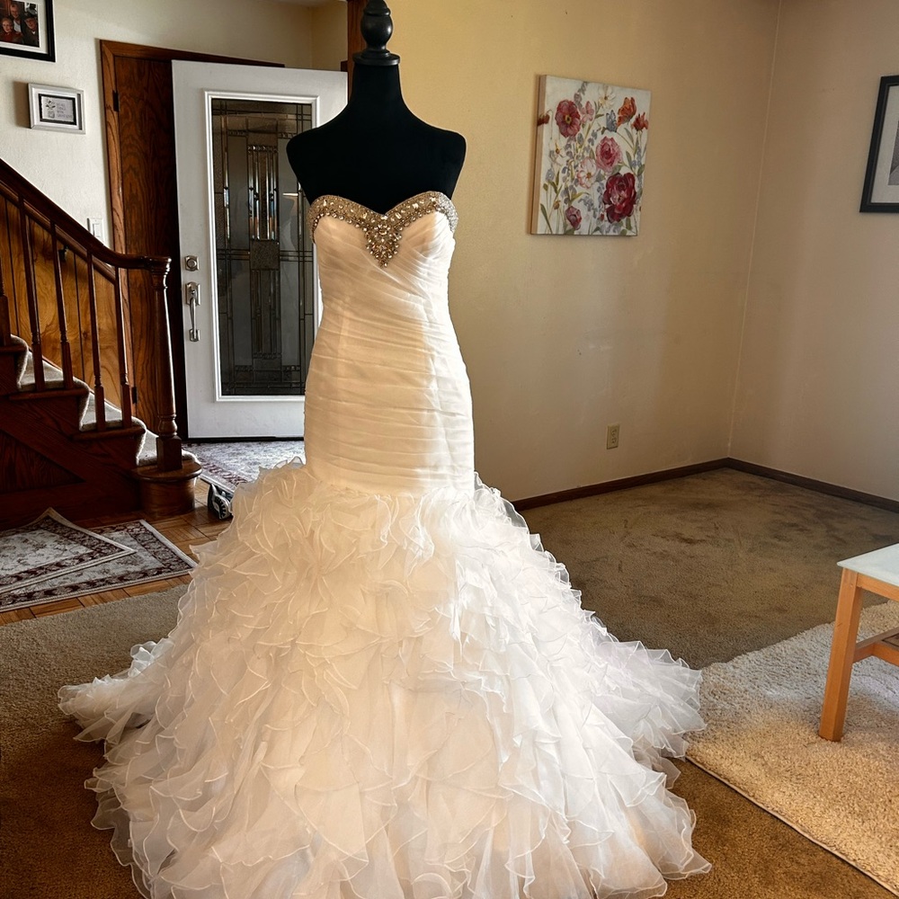 BNWT never worn wedding dress